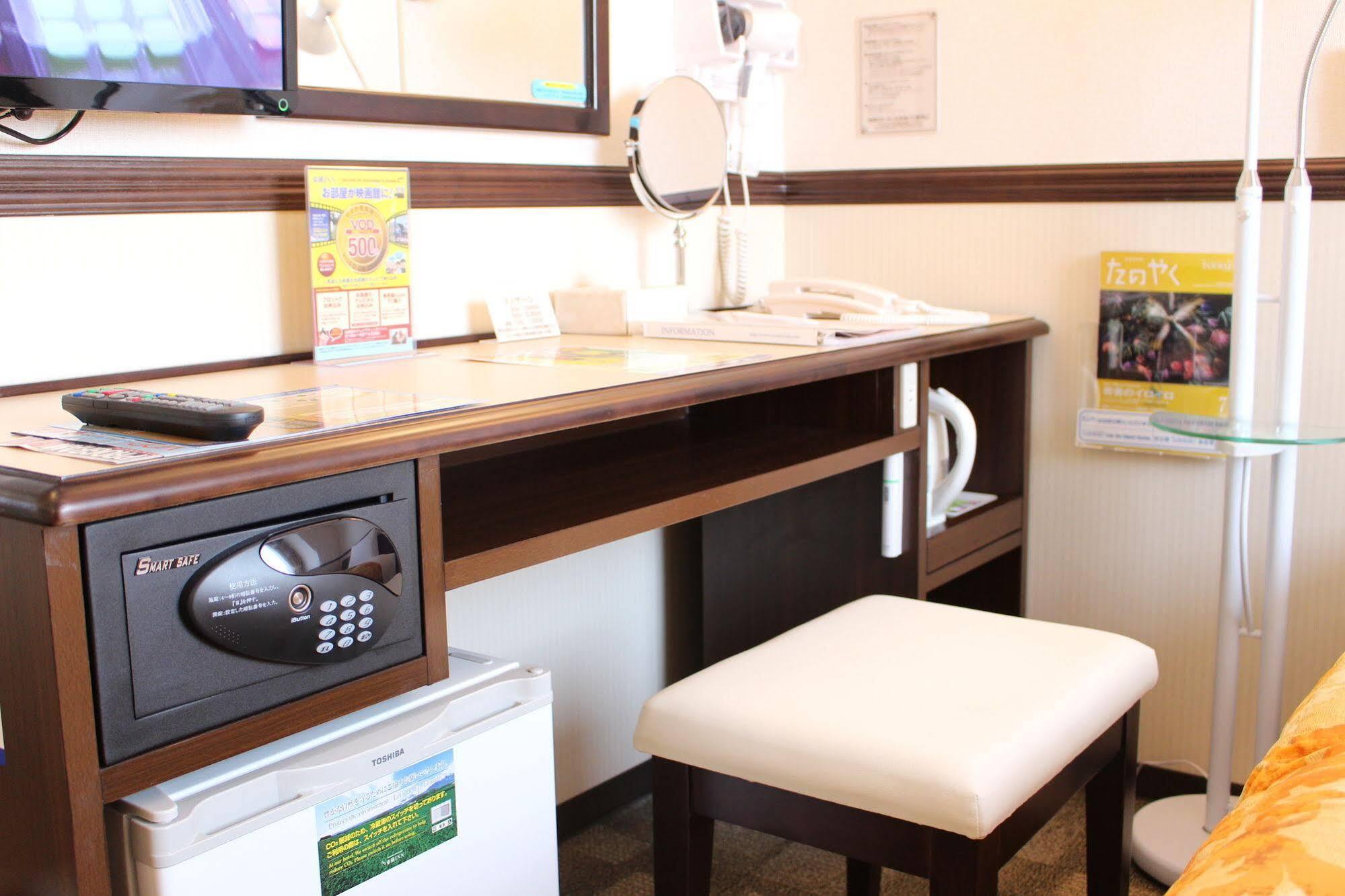 Toyoko Inn Tokyo Seibu Ikebukuro Sen Higashi Kurume Eki Nishi Guchi Dış mekan fotoğraf